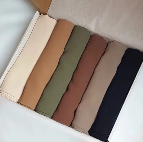 Easy slip-on double loop bubble chiffon hijab, soft, elegant, versatile.