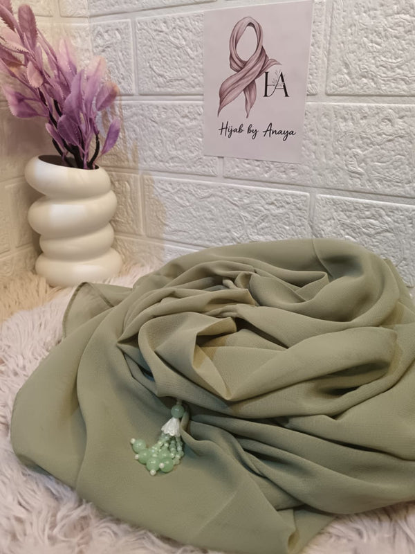 Lightweight, Durable & Versatile – Simple Georgette Hijab Designed for Daily Wear